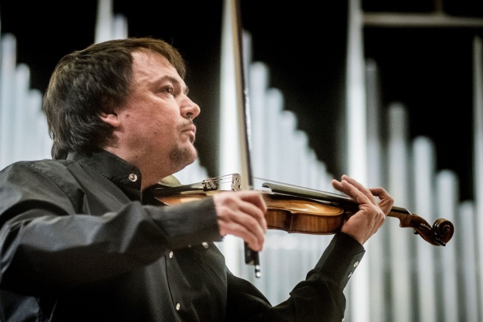 Nacionalinėje filharmonijoje – smuiko virtuozas S. Krylovas
