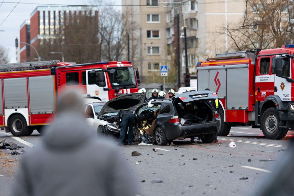 Trijų automobilių avarija Vilniuje