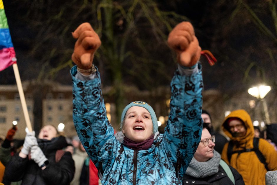 Protestas „Dešimt minučių tylos“