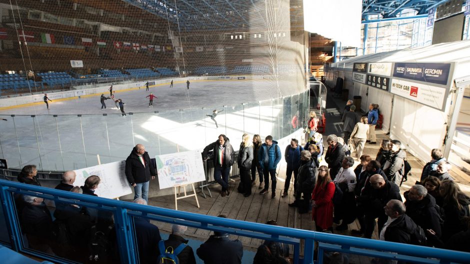 Ruošiantis žiemos žaidynėms – nerimas dėl arenų ir džiaugsmas dėl ledo ritulio