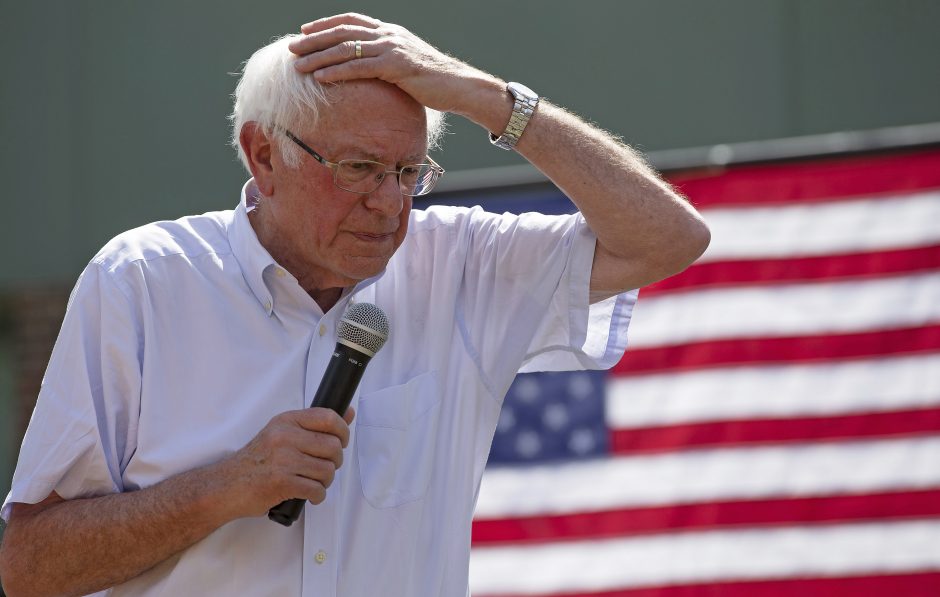 Kandidatą į JAV prezidentus B. Sandersą buvo ištikęs infarktas