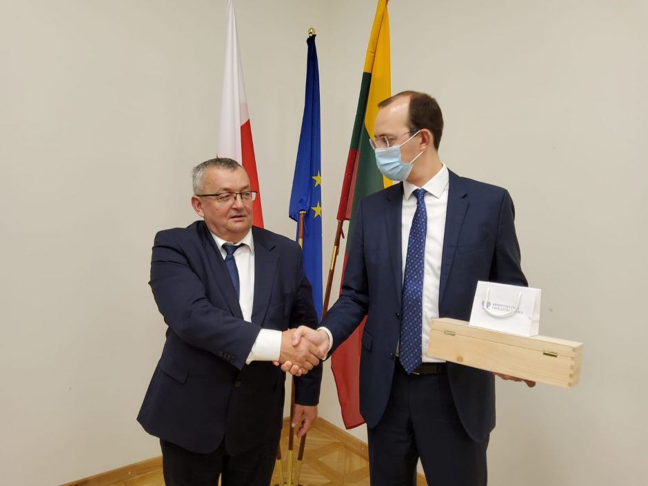 Lietuvos ir Lenkijos ministrai aptarė bendrai vykdomus transporto infrastruktūros projektus