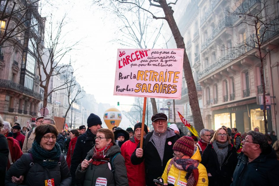 Prancūzų policija teigia, kad protestuose prieš pensijų reformą dalyvavo 757 000 žmonių