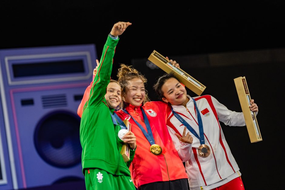 Šalies vadovai sveikina D. Banevič iškovojus sidabro medalį 