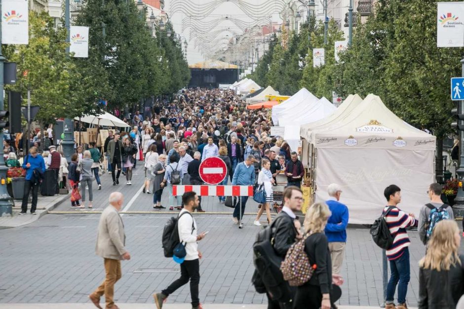 „Sostinės dienų“ akcentai: 100 šachmatų lentų Lukiškių aikštėje ir kitos staigmenos