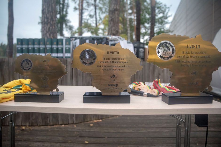 Tarptautiniame žurnalistų turnyre Druskininkuose čempionai apgynė titulą 