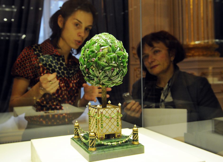 Rusijos oligarchas atidarė prabangų „Faberge“ kiaušinių muziejų