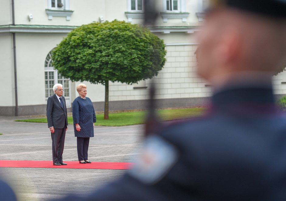 Italijos prezidentas reiškia solidarumą Lietuvai dėl kylančių saugumo iššūkių