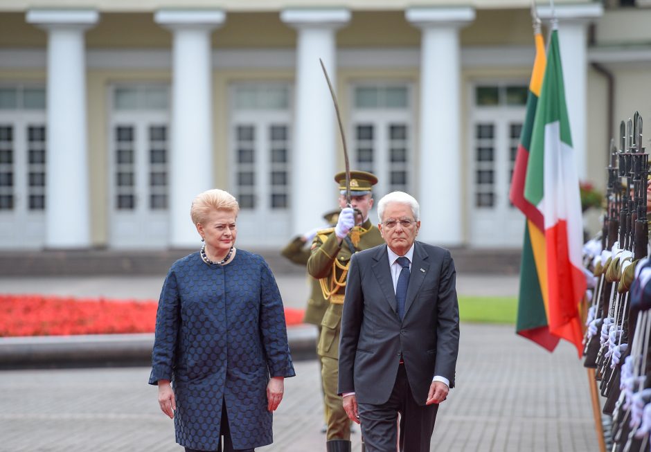 Italijos prezidentas reiškia solidarumą Lietuvai dėl kylančių saugumo iššūkių