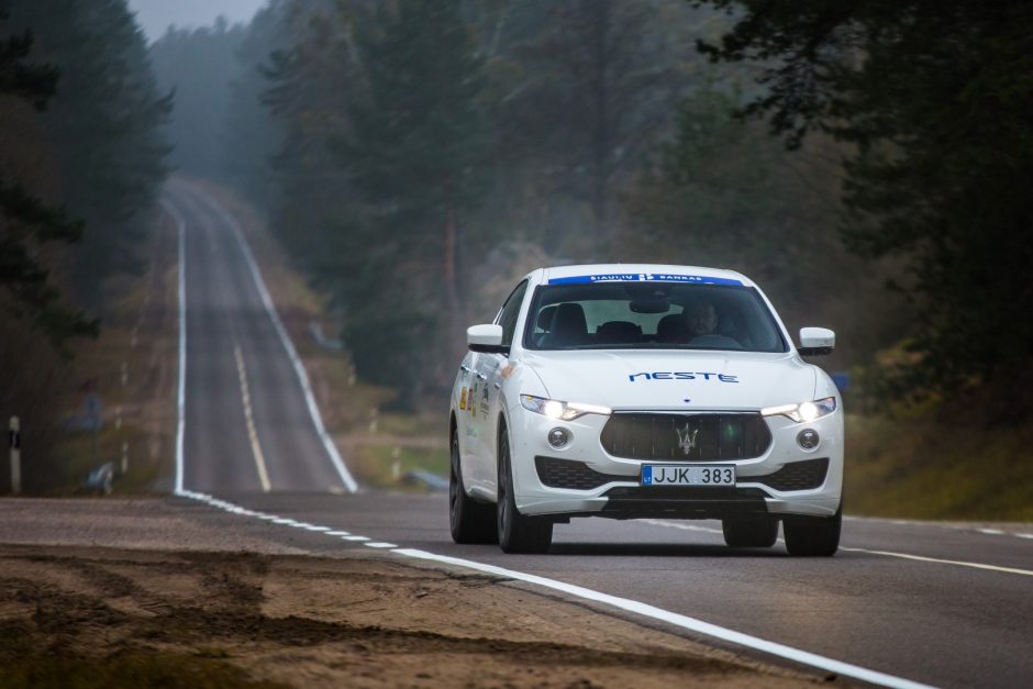 „Metų automobilis 2017“: ekonomiškiausi ir alkaniausi modeliai