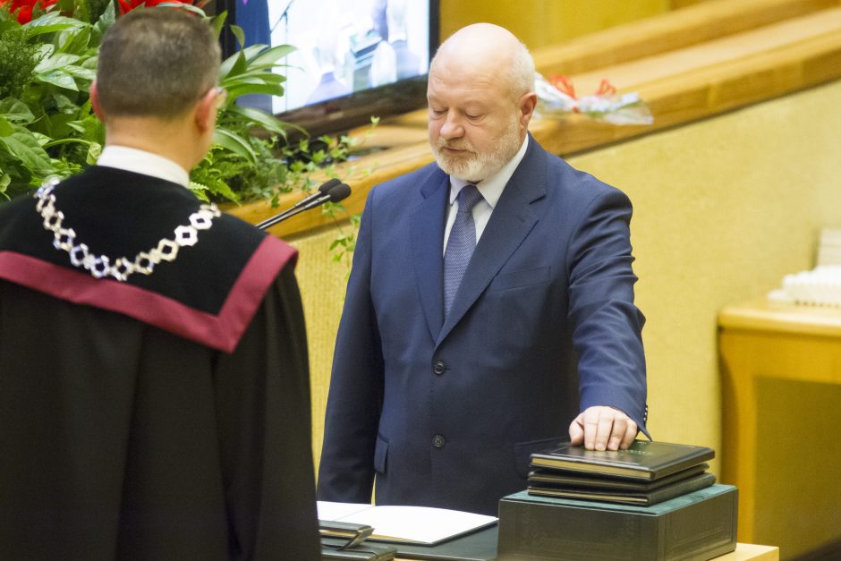 Naujasis Seimas pradėjo pirmąjį posėdį