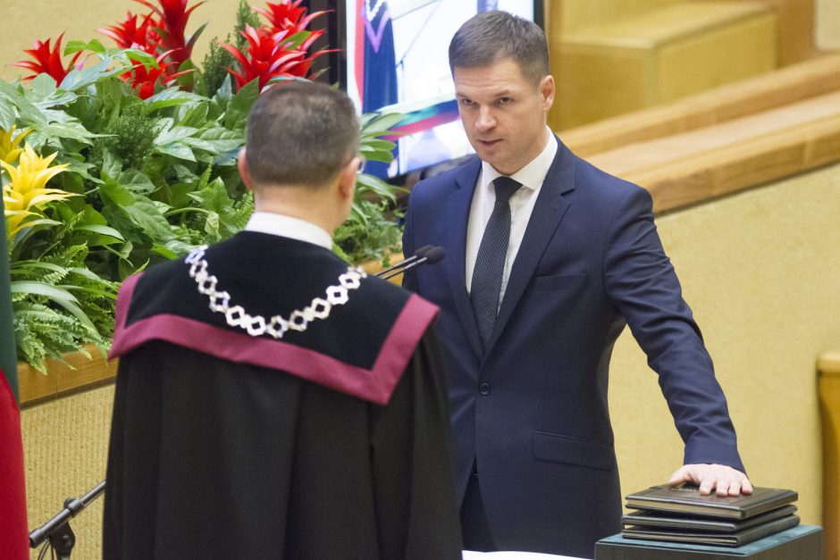 Naujasis Seimas pradėjo pirmąjį posėdį