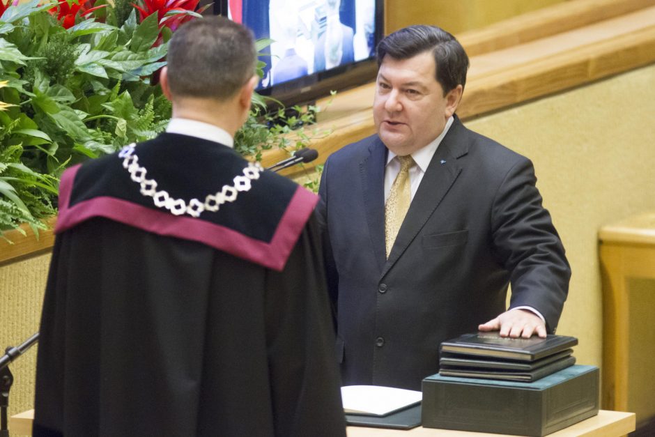 Naujasis Seimas pradėjo pirmąjį posėdį