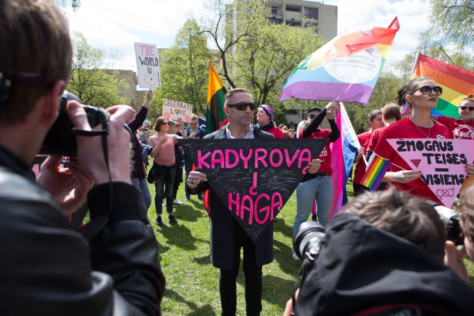 Gėjų lyga protestavo dėl žmogaus teisių Čečėnijoje