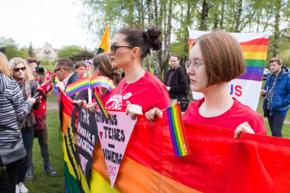 Gėjų lyga protestavo dėl žmogaus teisių Čečėnijoje