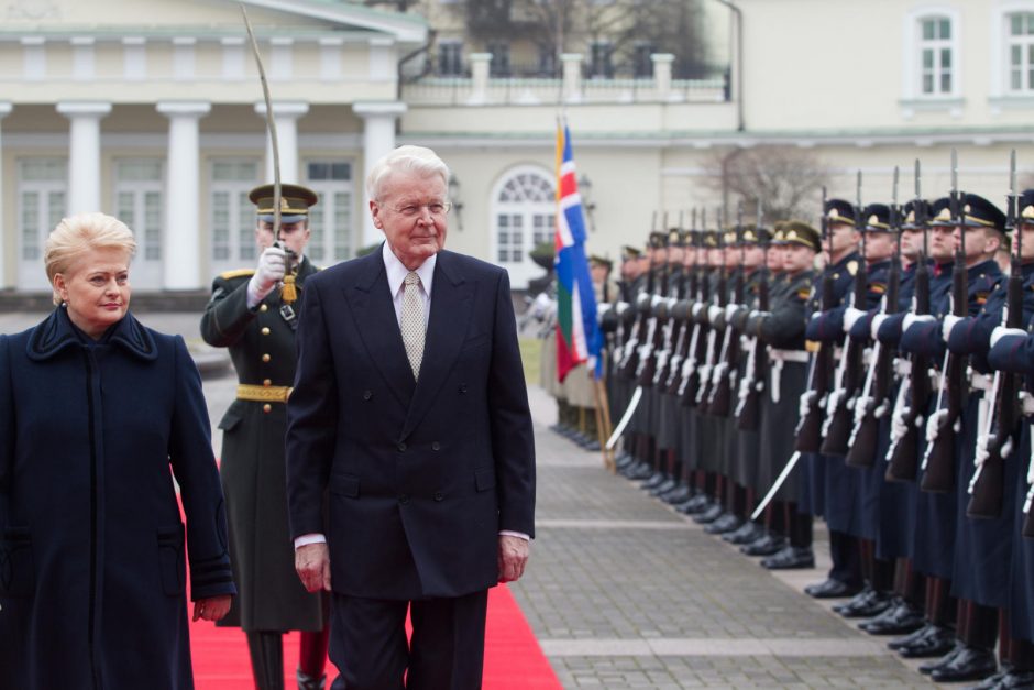 Lietuvoje vieši Islandijos prezidentas