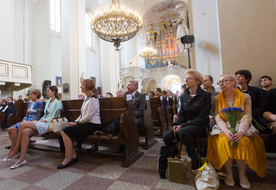 Akademiniai Vilniaus universiteto metai palydėti „Finis anni academici“ švente