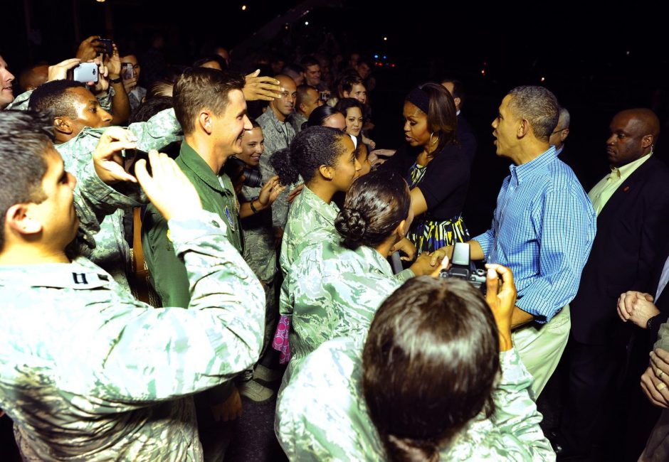 Obamos atvyko į Havajus kalėdinių atostogų