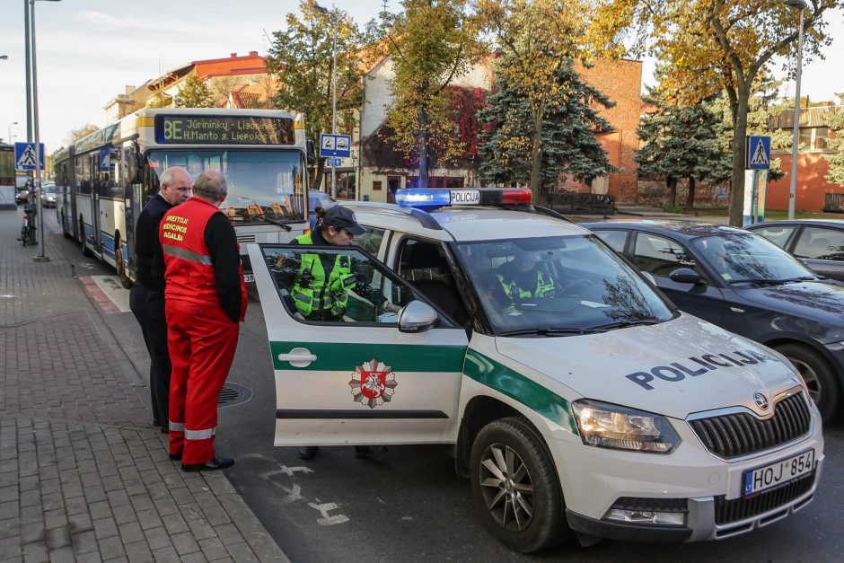 Uostamiesčio perėjoje vyrą kliudė autobusas