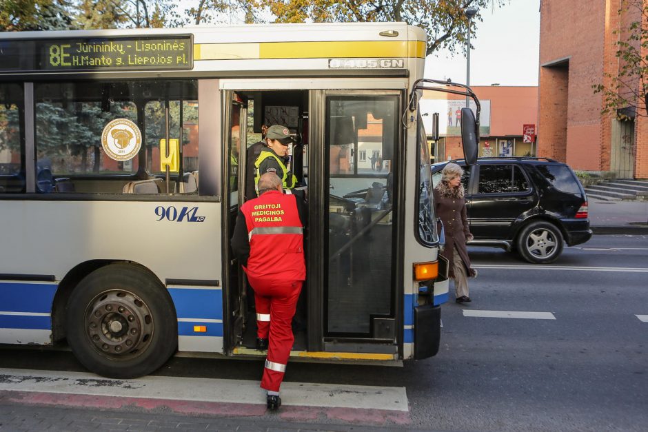 Uostamiesčio perėjoje vyrą kliudė autobusas