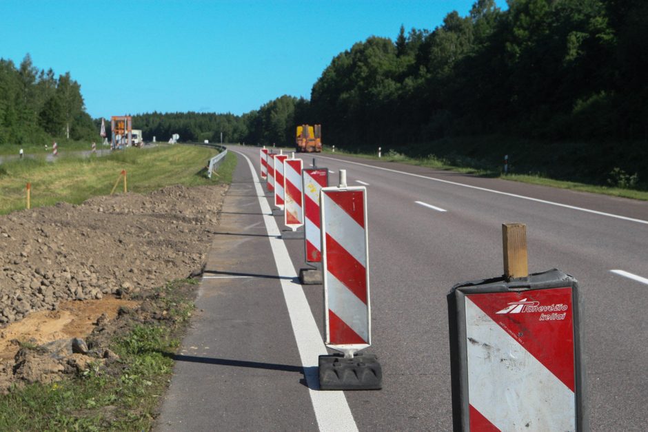 Eismas magistralėje Vilnius-Panevėžys dėl dangos remonto apribotas trijuose ruožuose