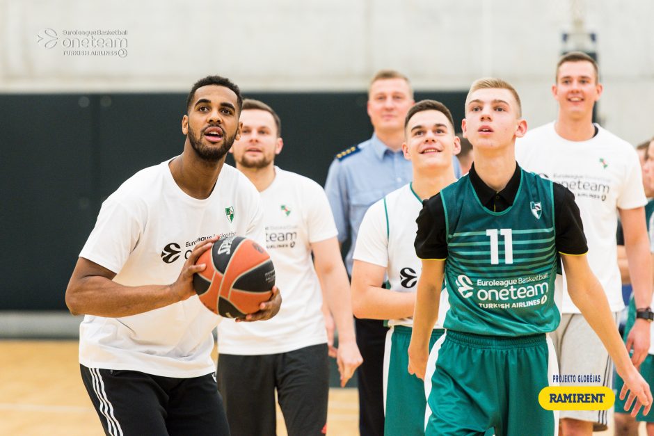 „One Team“ sezono starte – ambasadorių A. Kavaliausko ir B. Davieso pasakojimai 