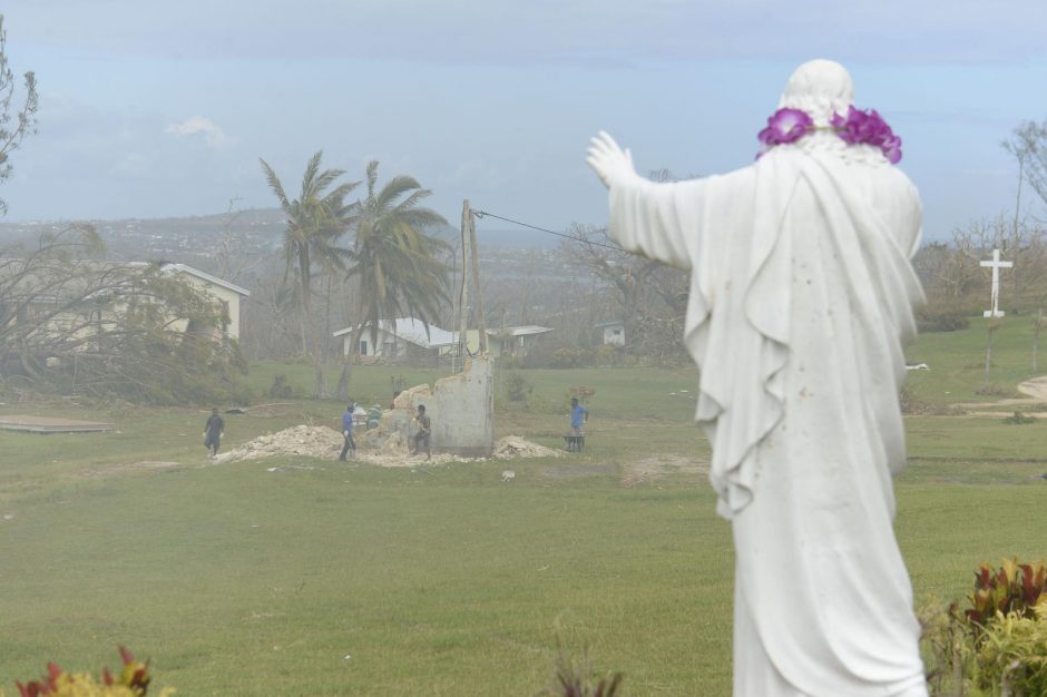 Vanuatu premjeras: ciklono aukų tikriausiai reikšmingai nebepadaugės