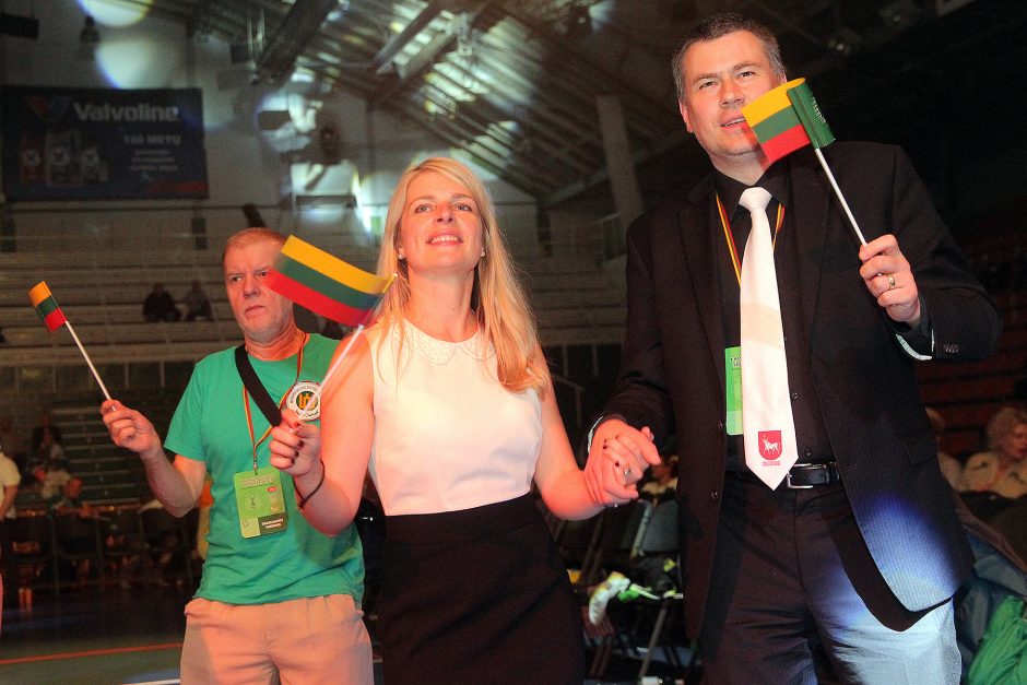 Pasaulio lietuvių sporto žaidynių dalyvius sveikino ir D. Grybauskaitė, ir V. Adamkus