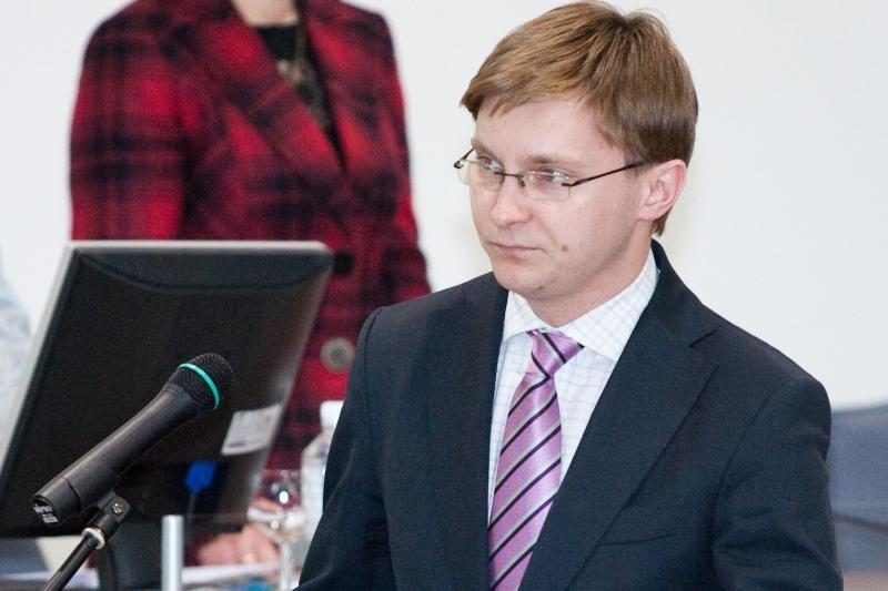 Seimo komisijos vadovas į Baltarusiją išvyko negavęs valdybos leidimo