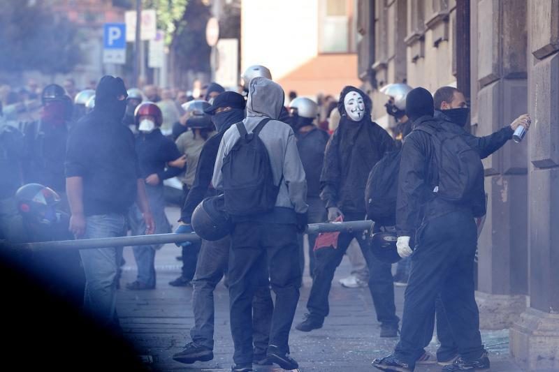 Romoje per riaušes nukentėjo daugiau kaip 70 žmonių