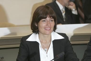 E.Gudišauskienė - naujoji savivaldybės administracijos vadovė (papildyta)