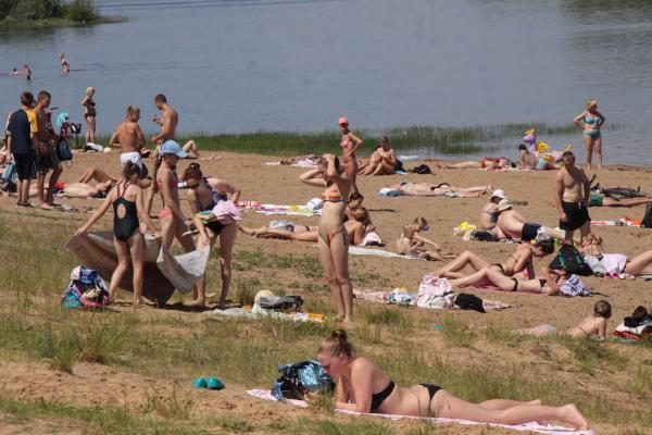 Kauno paplūdimiai: poilsiautojų netrūksta nuo aušros iki sutemos