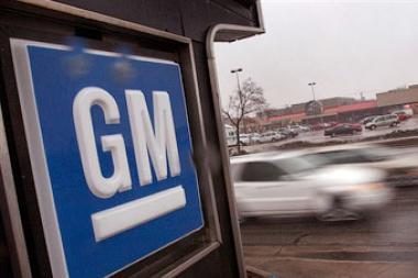 GM vadovai atsikratė savo akcijų