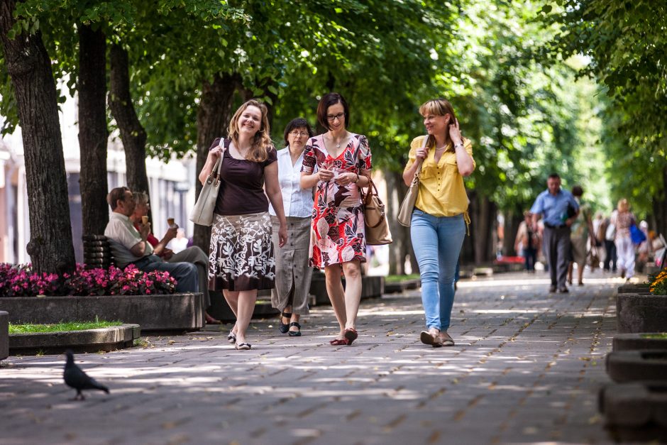 Į Laisvės alėją – išdidžiai su šlepetėmis