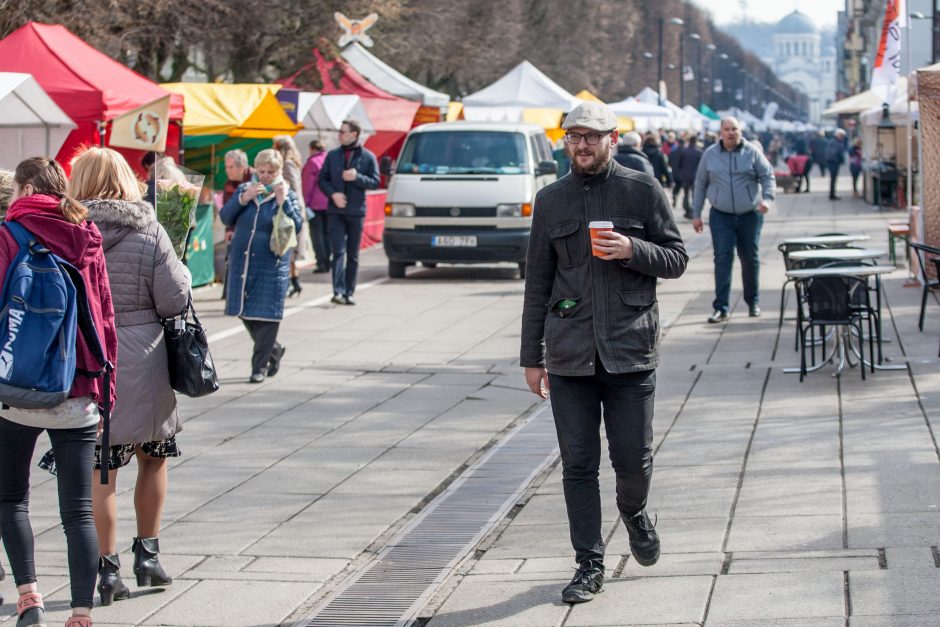 Mugė vilioja ir pirkėjus, ir ieškančiuosius pramogų