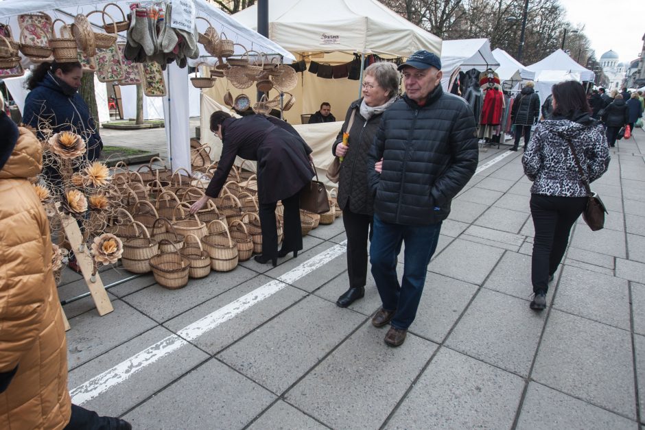 Mugė vilioja ir pirkėjus, ir ieškančiuosius pramogų