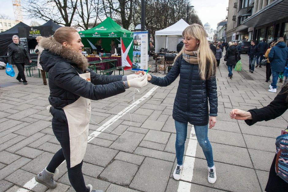 Mugė vilioja ir pirkėjus, ir ieškančiuosius pramogų