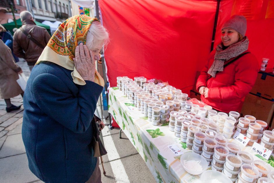 Mugė vilioja ir pirkėjus, ir ieškančiuosius pramogų