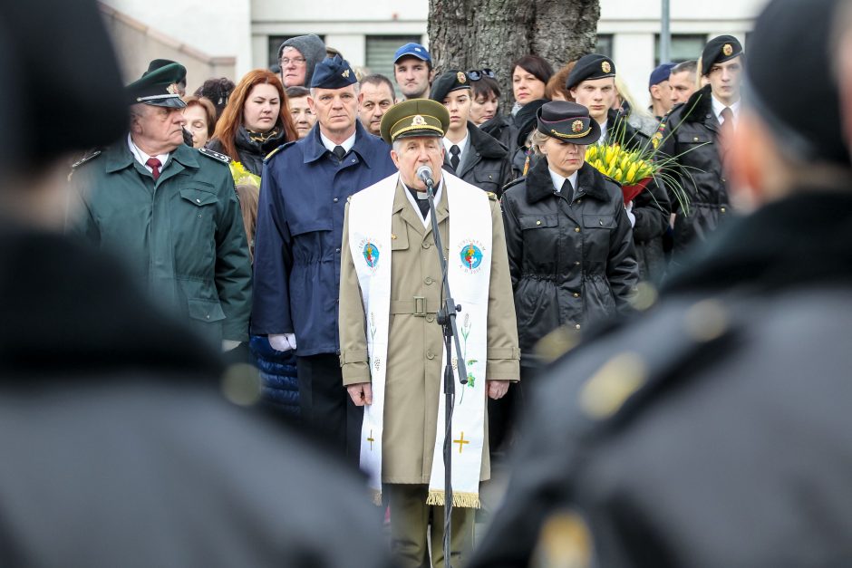 Prezidentė Kaune pasveikino priesaiką davusius kadetus