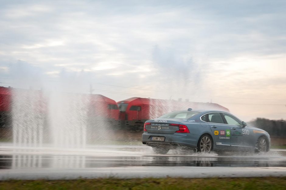 Automobilių technologijos – patogesniam gyvenimui