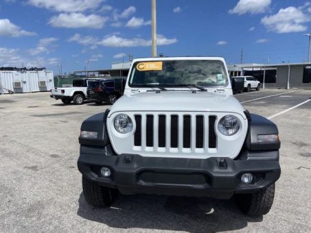 Skelbimas -  Selling My 2020 Jeep Wrangler Unlimited Sport S 4WD