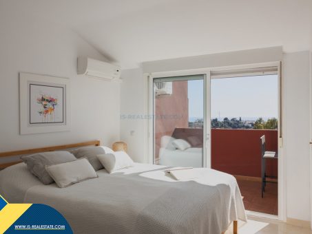 Skelbimas - Apartamentas su bendru baseinu, Malaga provincijoje, Fuengirola mieste. 3 kambariai | 108 m² | 1.8 kilometrai iki jūros