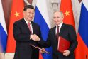 Iš kairės: Kinijos prezidentas Xi Jinpingas ir Rusijos prezidentas Vladimiras Putinas.