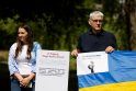 Beveik pusšimtis žmonių prie Rusijos ambasados protestavo prieš ukrainiečių vaikų grobimą