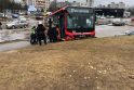 Šilainiuose miesto autobusas nuvertė stulpą: paaiškėjo, kad sušlubavo vairuotojo sveikata
