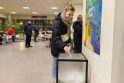 Kaune rinkimai praėjo ramiai, aiškinamasi dėl rinkėjų pavėžėjimo Rumšiškėse