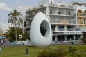 Įamžinta: kiaušinio formos monumentas Ibizos saloje.