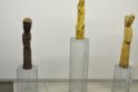 Skulptūrėlės: parodoje pristatoma tik maža dalis J.Šikšnelio kone per tris dešimtmečius sukurtų darbų.