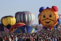 Šventė: tarptautinė oro balionų fiesta Albukerkėje nuspalvino dangų Naujojoje Meksikoje ir pritraukė šimtus tūkstančių žiūrovų.