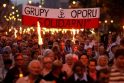 Varšuvoje protestuotojai gynė kryžių žuvusio prezidento atminimui